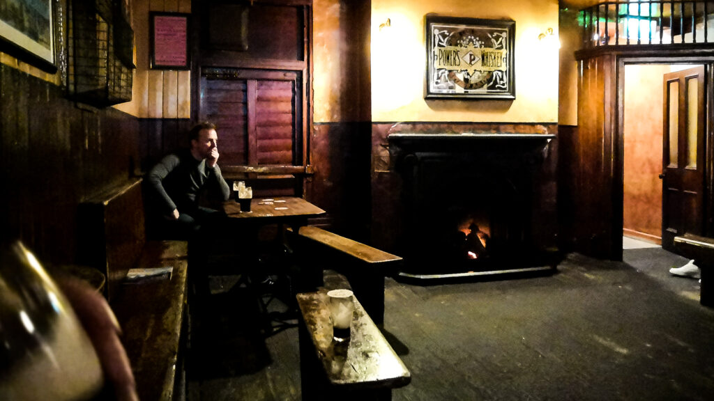 Gravediggers pub Dublin - the perfect pint of Guinness